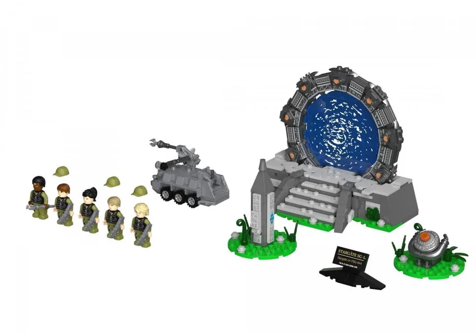 bluebrixx-pro-108211-stargate-auf-planet-diorama-set-665-teile-mit-5-minifiguren image 1