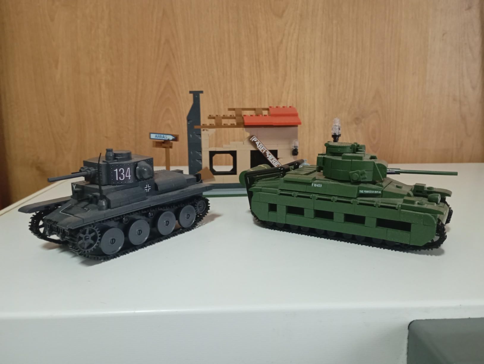 Zwei Panzer in einem Karton - genial