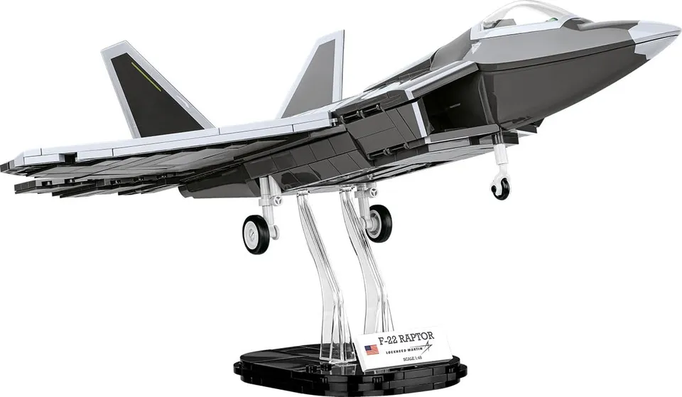 cobi-lockheed-f-22-raptor-kampfjet-bausatz-1-48-695-teile image 1