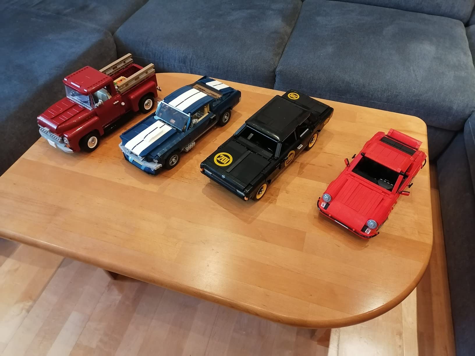 Tolles Auto, anstrengende Aufkleber